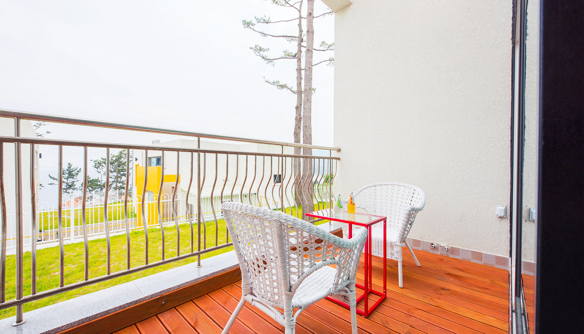 Sea & Pine Pension Namhae Exterior foto