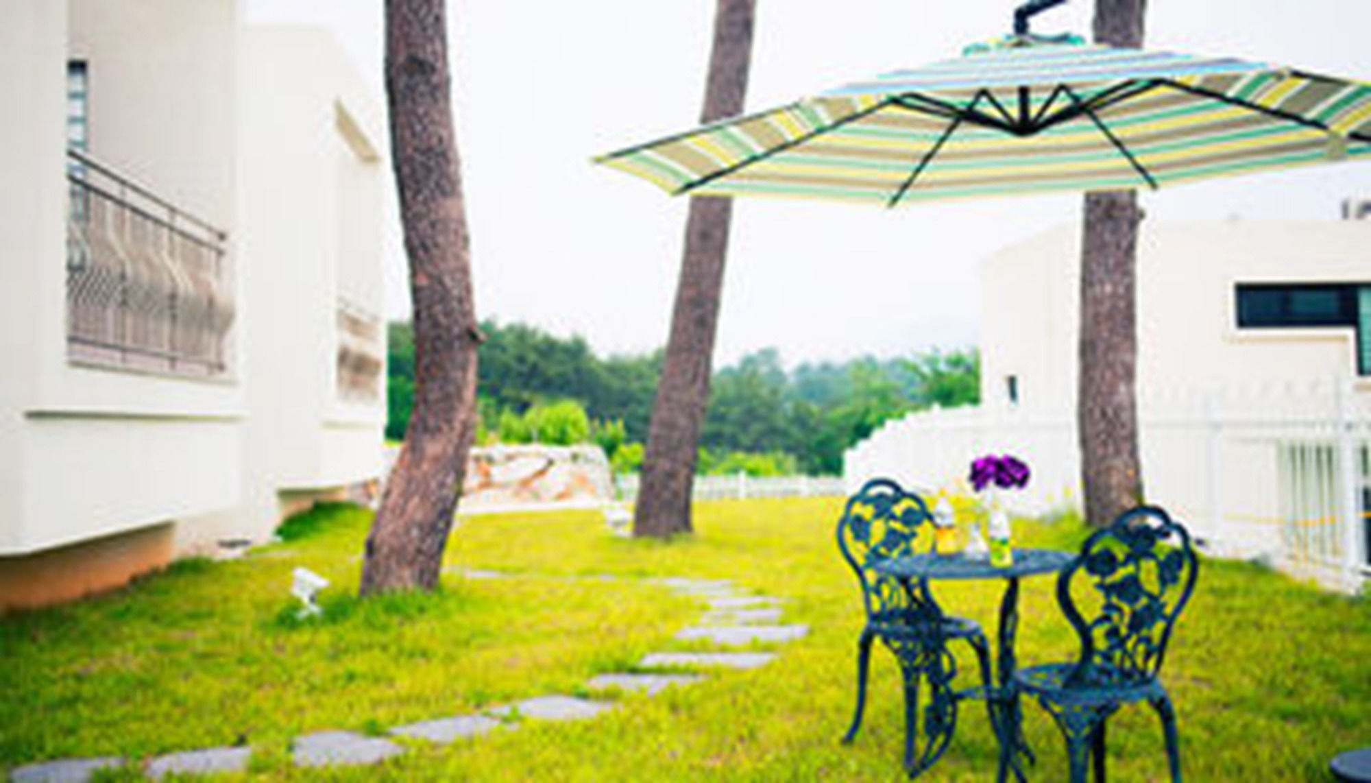 Sea & Pine Pension Namhae Exterior foto